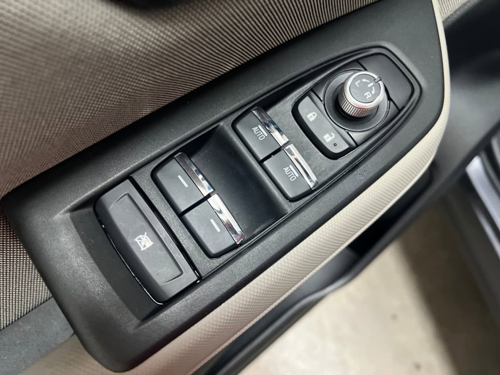 Used 2026 Subaru Forester Premium AWD/4WD image 13