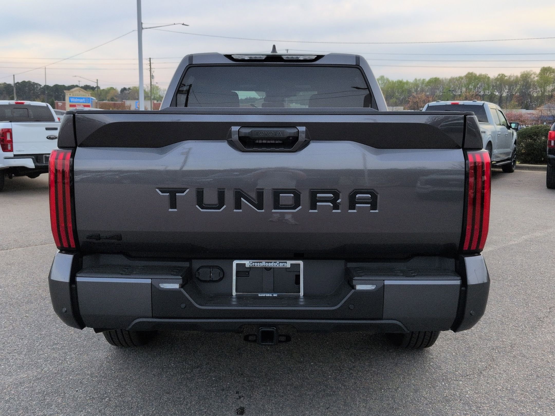 Used 2025 Toyota Tundra SR5 w/ SR5 Convenience Package image 7