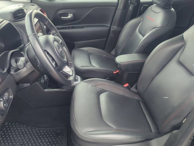 Used 2023 Jeep Renegade Trailhawk w/ Sun/Sound Group AWD/4WD image 11