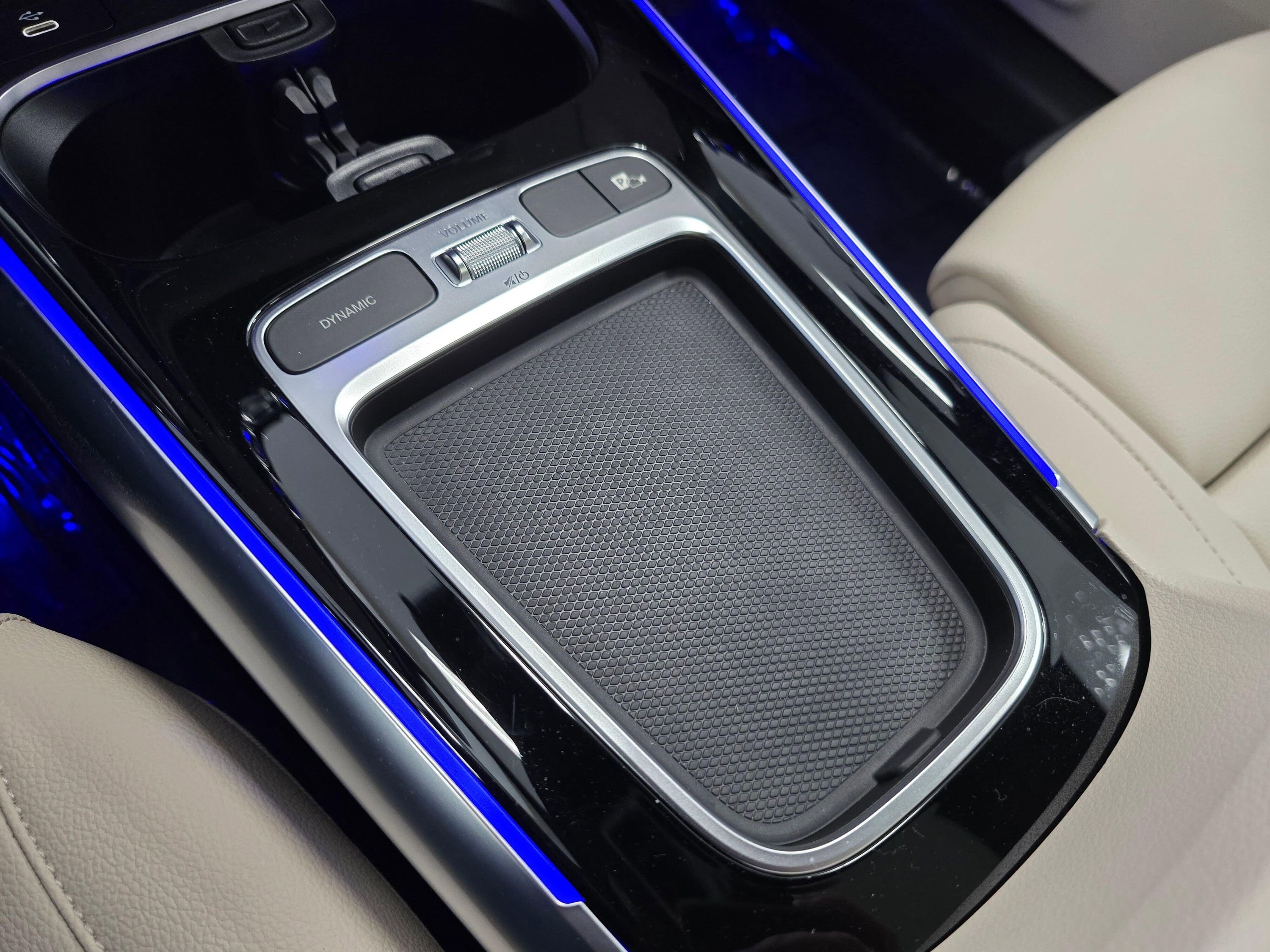 Used 2025 Mercedes-Benz GLA 250 4MATIC image 43