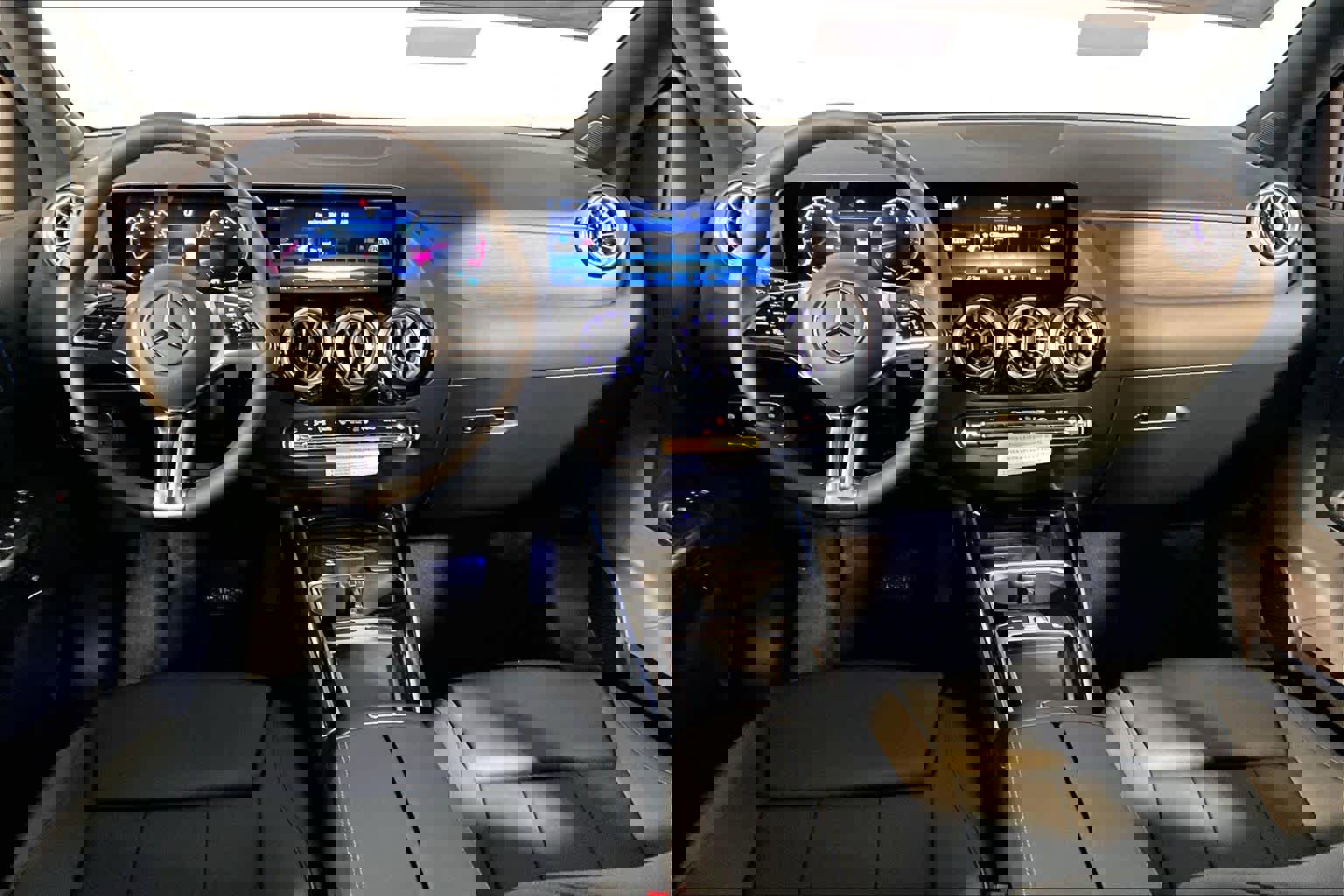 New 2026 Mercedes-Benz GLA 250 4MATIC image 7