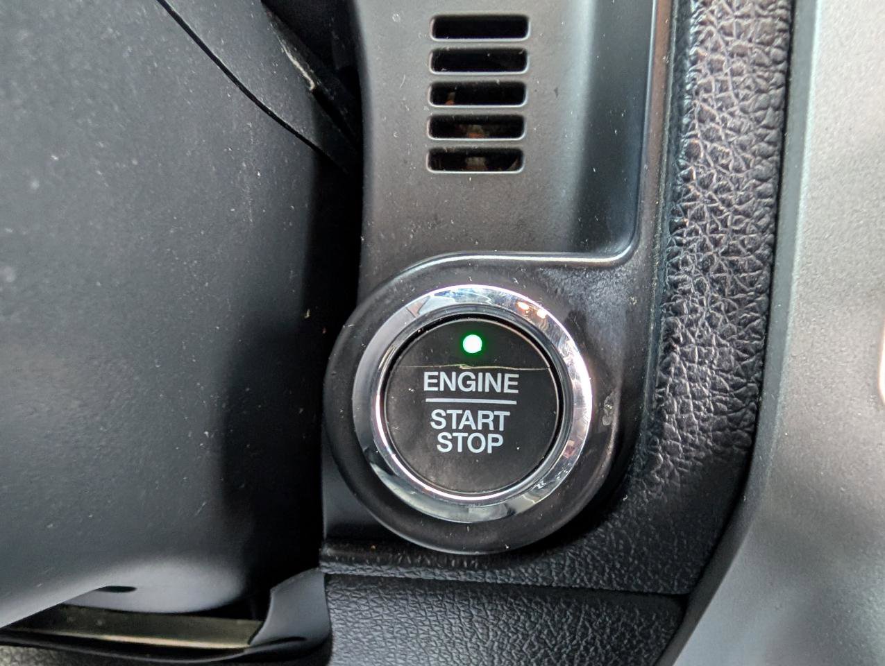 Used 2017 Ford Expedition Limited image 16