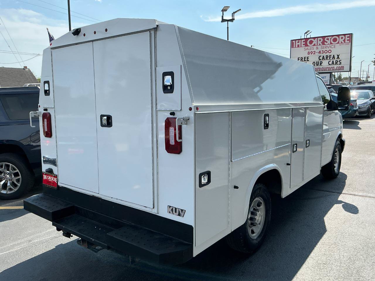 Used 2021 Chevrolet Express 3500 w/ Power Convenience Package RWD image 30