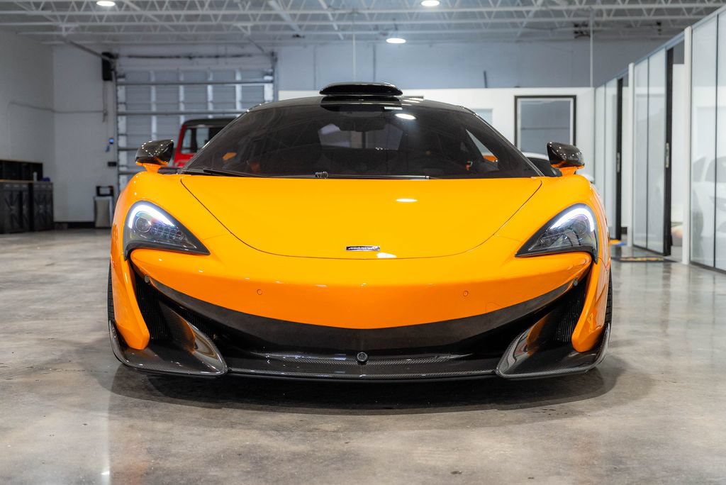 Used 2019 McLaren 600LT RWD image 8