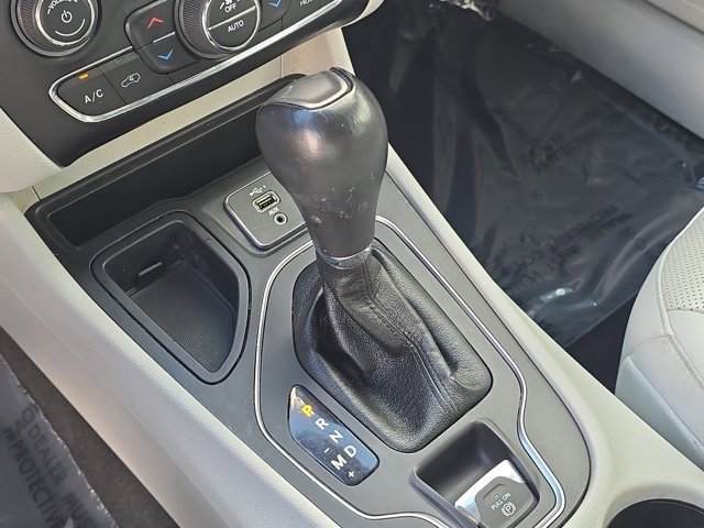 Used 2022 Jeep Cherokee Latitude Lux image 24