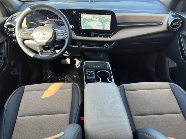 Used 2025 Chevrolet Equinox ACTIV w/ Safety and Technology Package AWD/4WD image 11