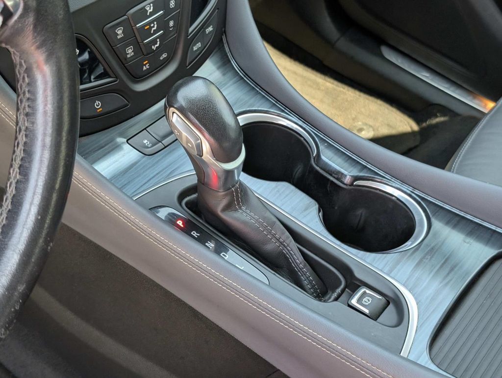 Used 2020 Buick Envision Essence FWD image 23