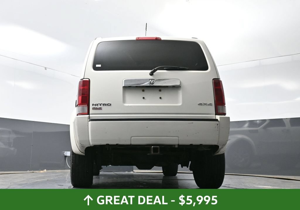 Used 2008 Dodge Nitro SLT w/ Sun & Wheels Group AWD/4WD image 31