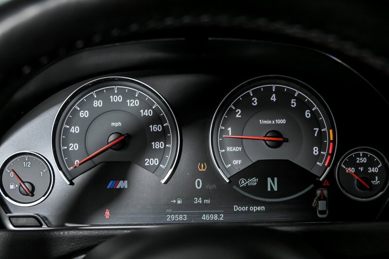 Used 2020 BMW M4 Coupe w/ Executive Package RWD image 22