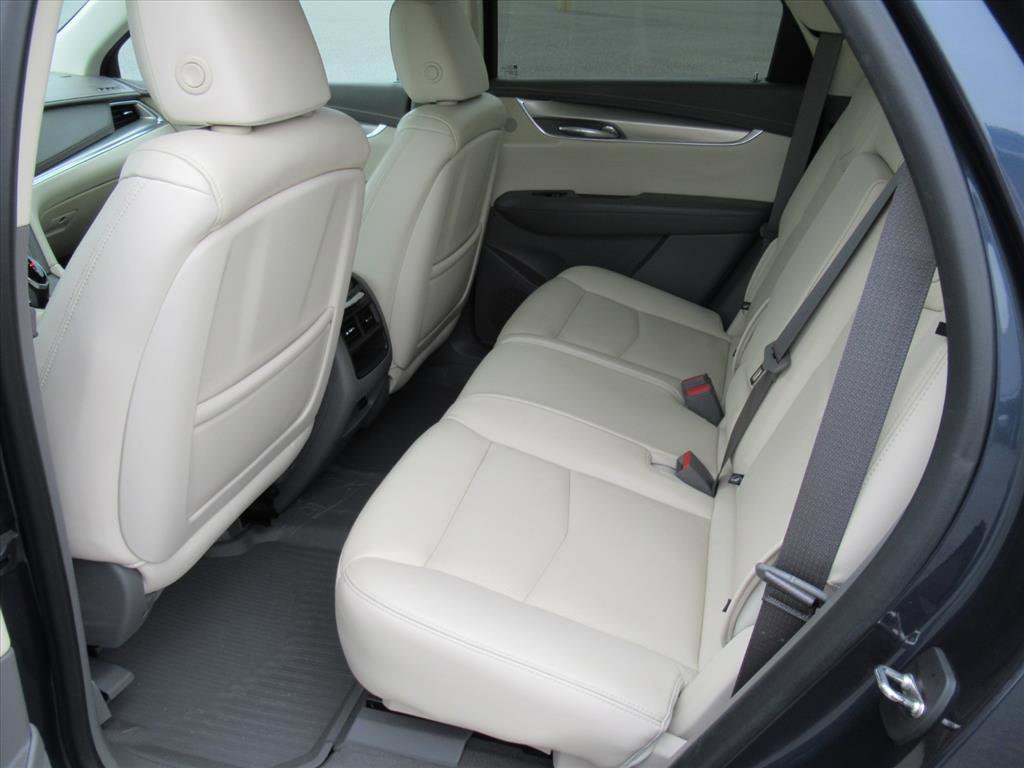 Used 2019 Cadillac XT5 Premium Luxury FWD image 31