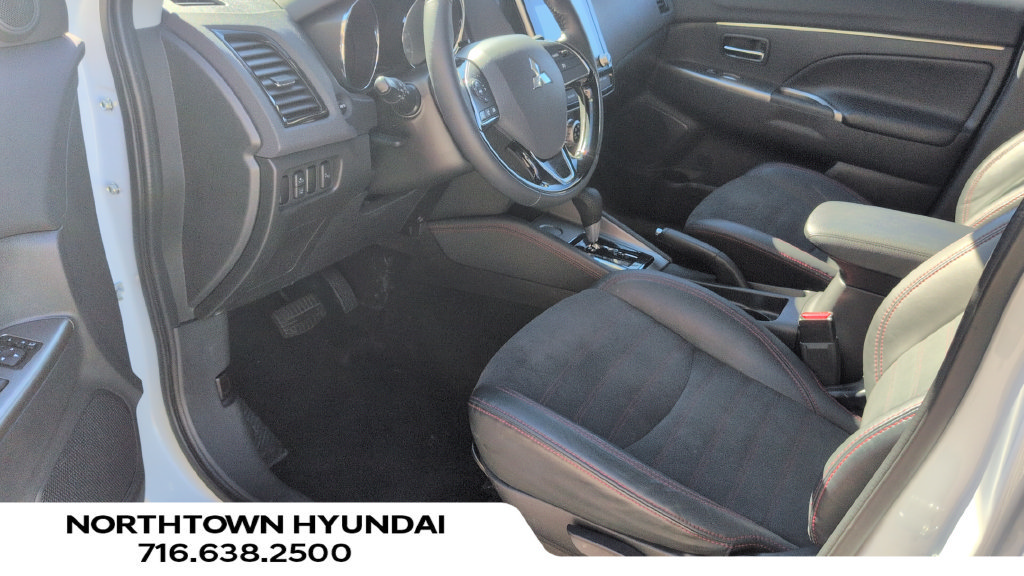 Used 2022 Mitsubishi Outlander Sport SE FWD image 27