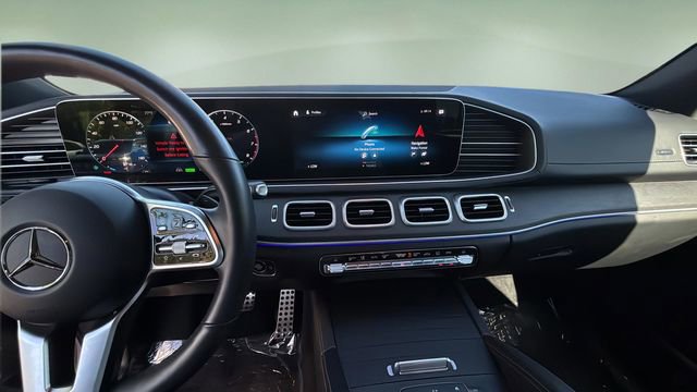 Used 2022 Mercedes-Benz GLS 450 4MATIC image 11