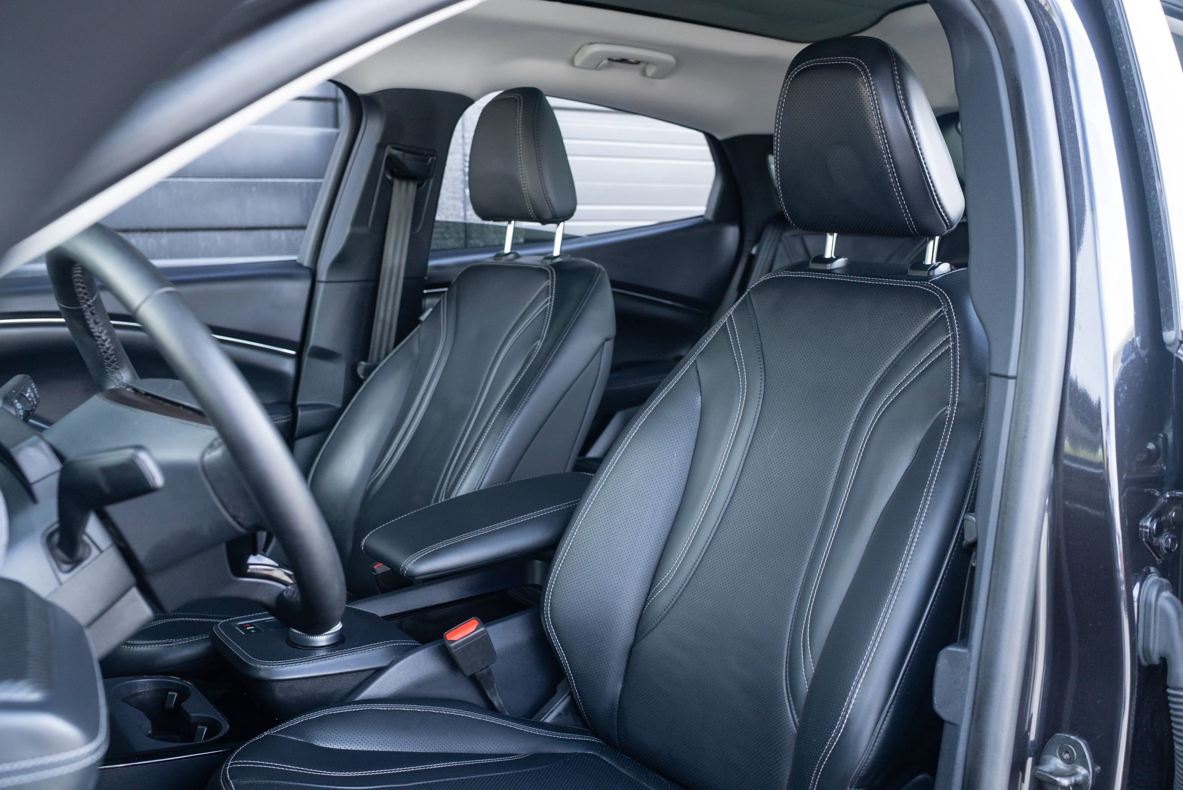 Used 2022 Ford Mustang Mach-E Premium image 15