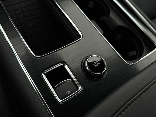 New 2026 Lincoln Aviator AWD image 38