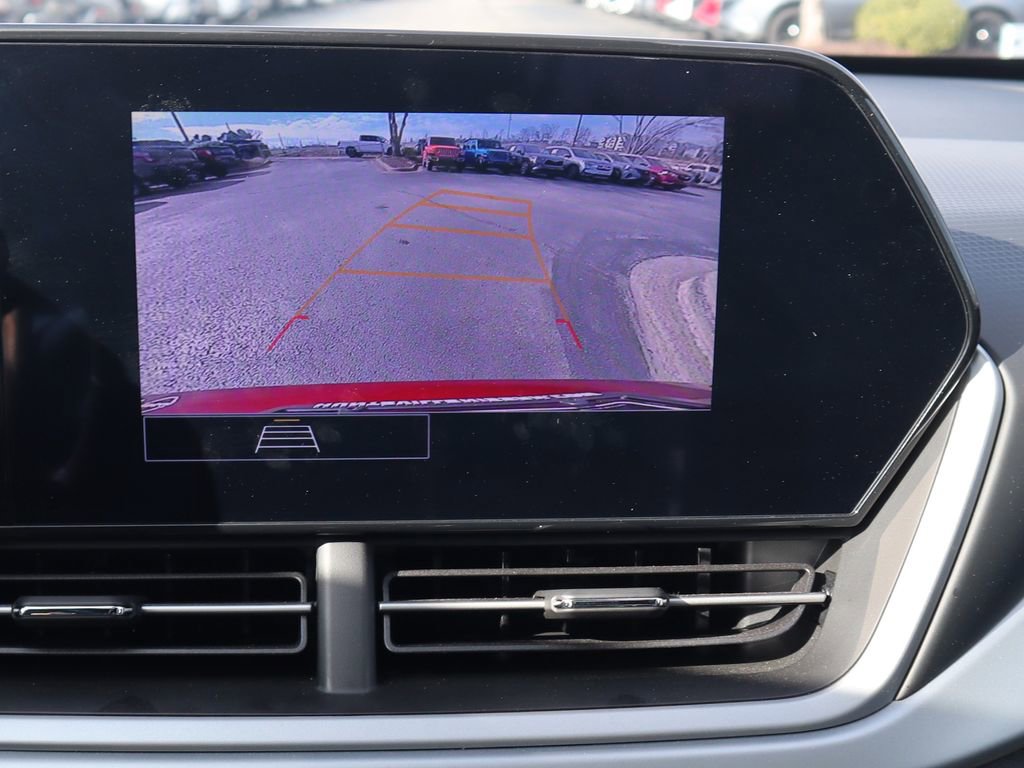 Used 2025 Chevrolet Trax RS w/ Sunroof Package image 15