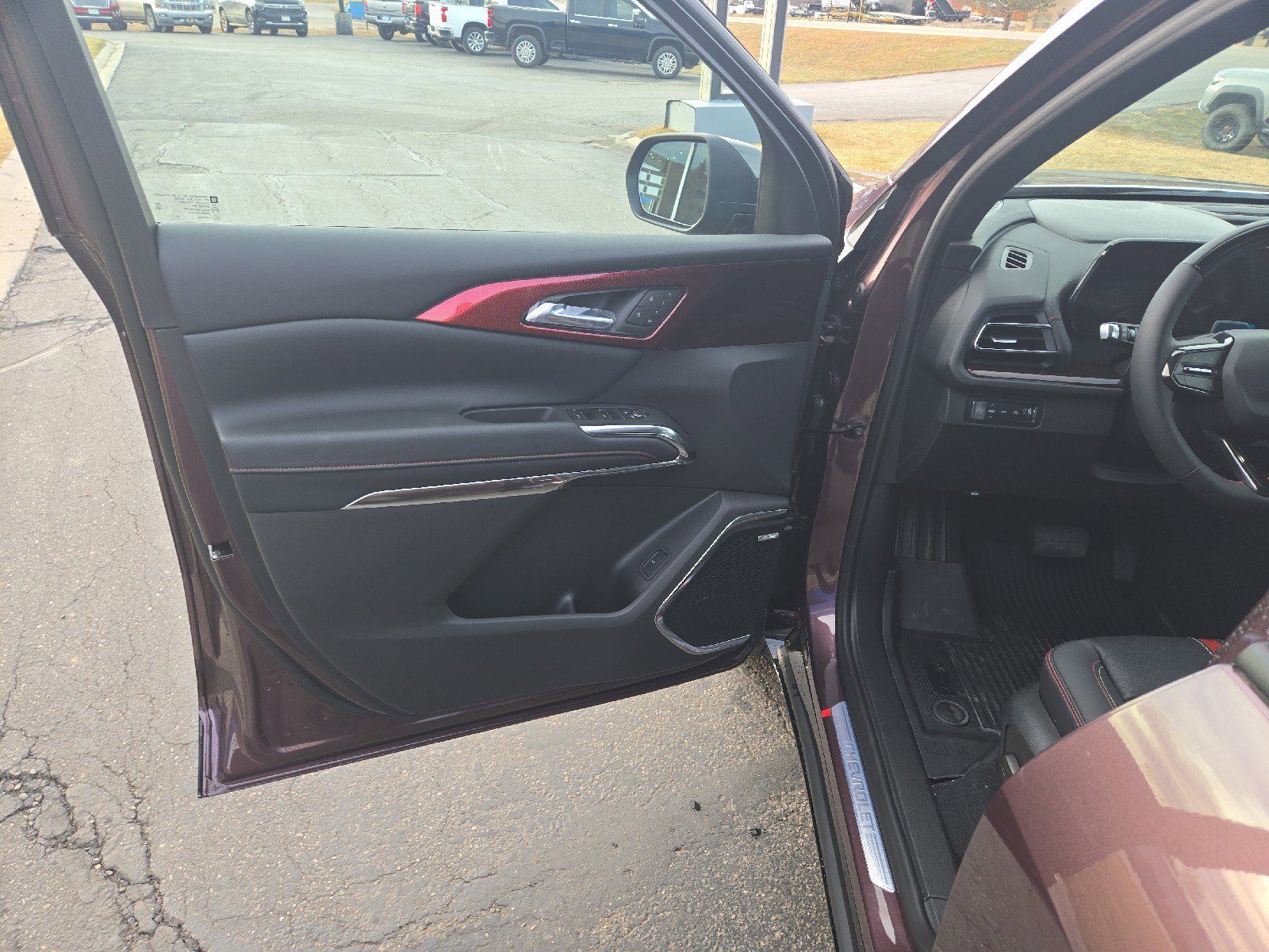 New 2026 Chevrolet Traverse RS w/ LPO, Floor Liner Package image 18