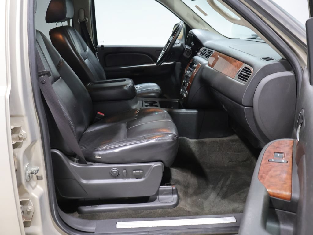 Used 2007 Chevrolet Avalanche LT w/ LT Preferred Equipment Group AWD/4WD image 22