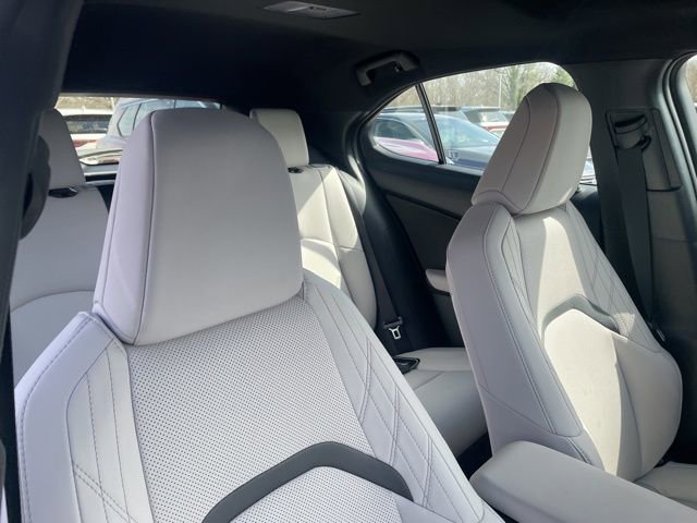 Used 2025 Lexus UX 300h 300h F SPORT Design w/ Cold Area Package image 7