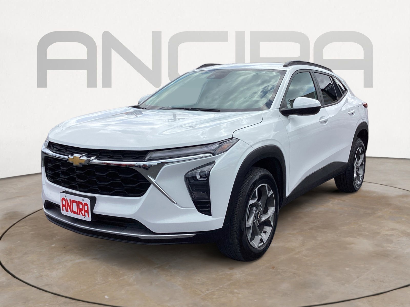 Used 2025 Chevrolet Trax LT FWD image 9