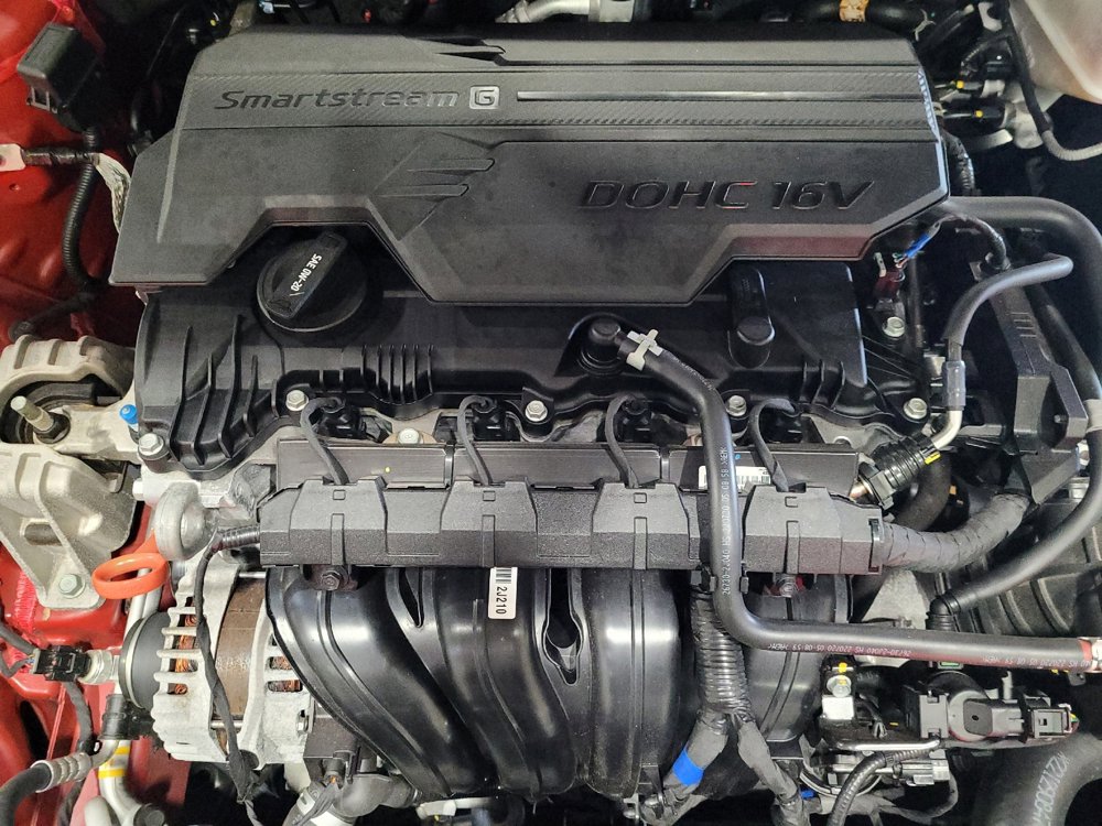 Used 2023 Hyundai Elantra SEL w/ Preferred Accessory Package image 30