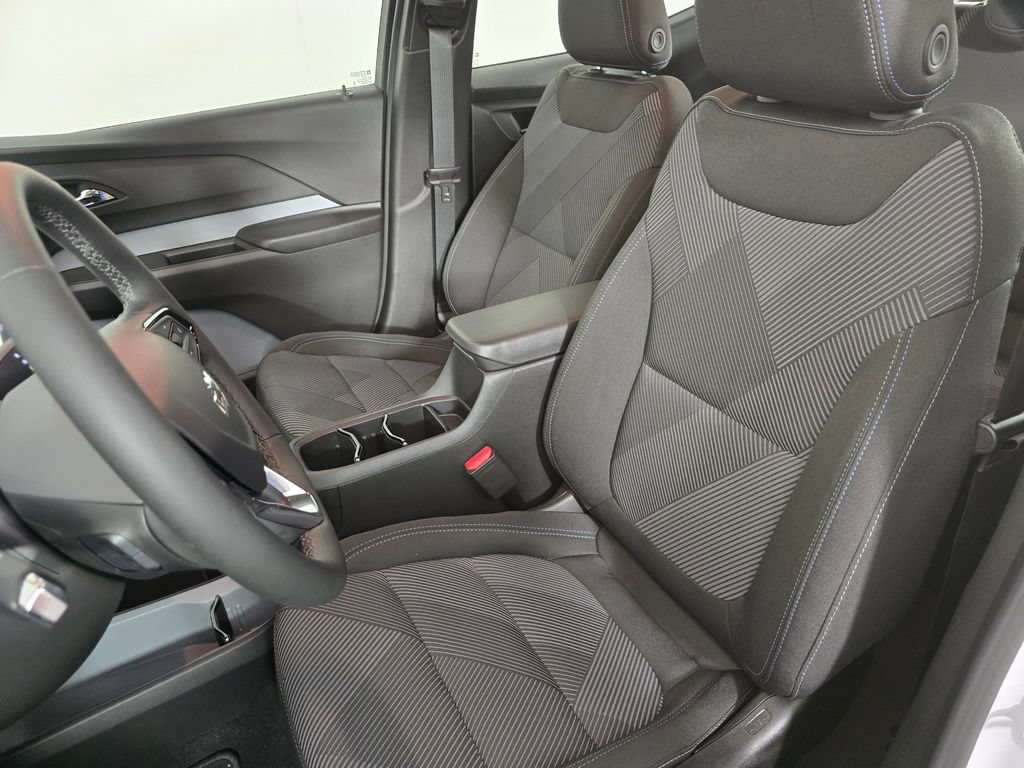 New 2027 Chevrolet Bolt LT w/ Comfort Package FWD image 23