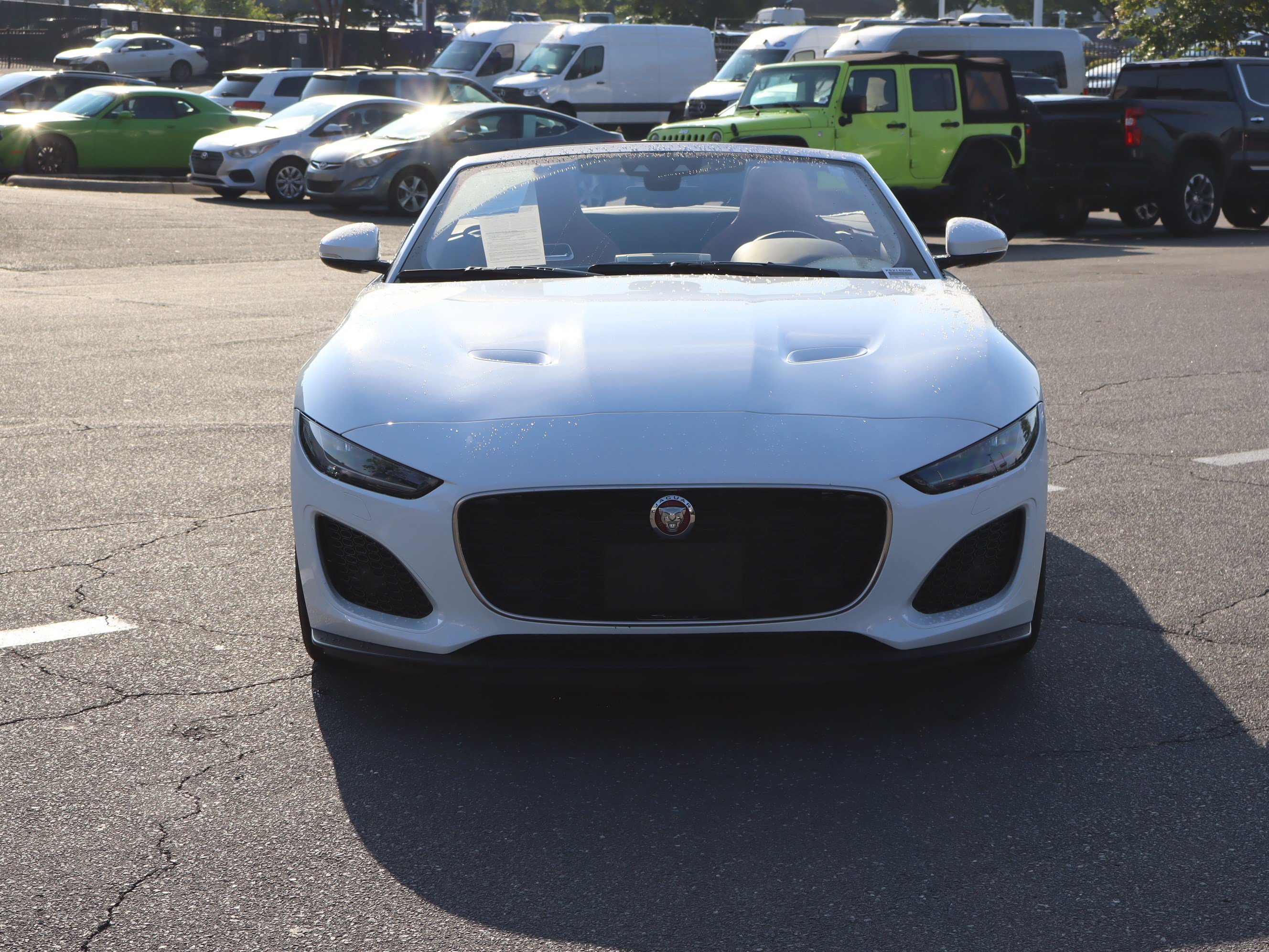Used 2022 Jaguar F-TYPE Convertible RWD image 3
