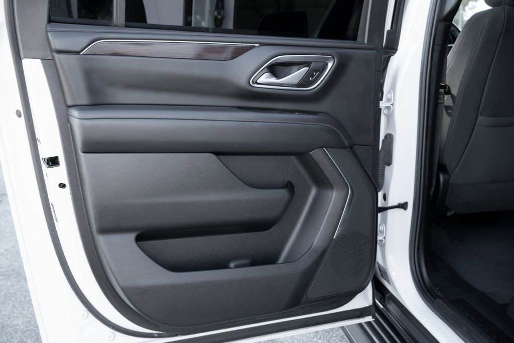 Used 2022 GMC Yukon XL SLE w/ Gmc Pro Safety Plus Package image 42