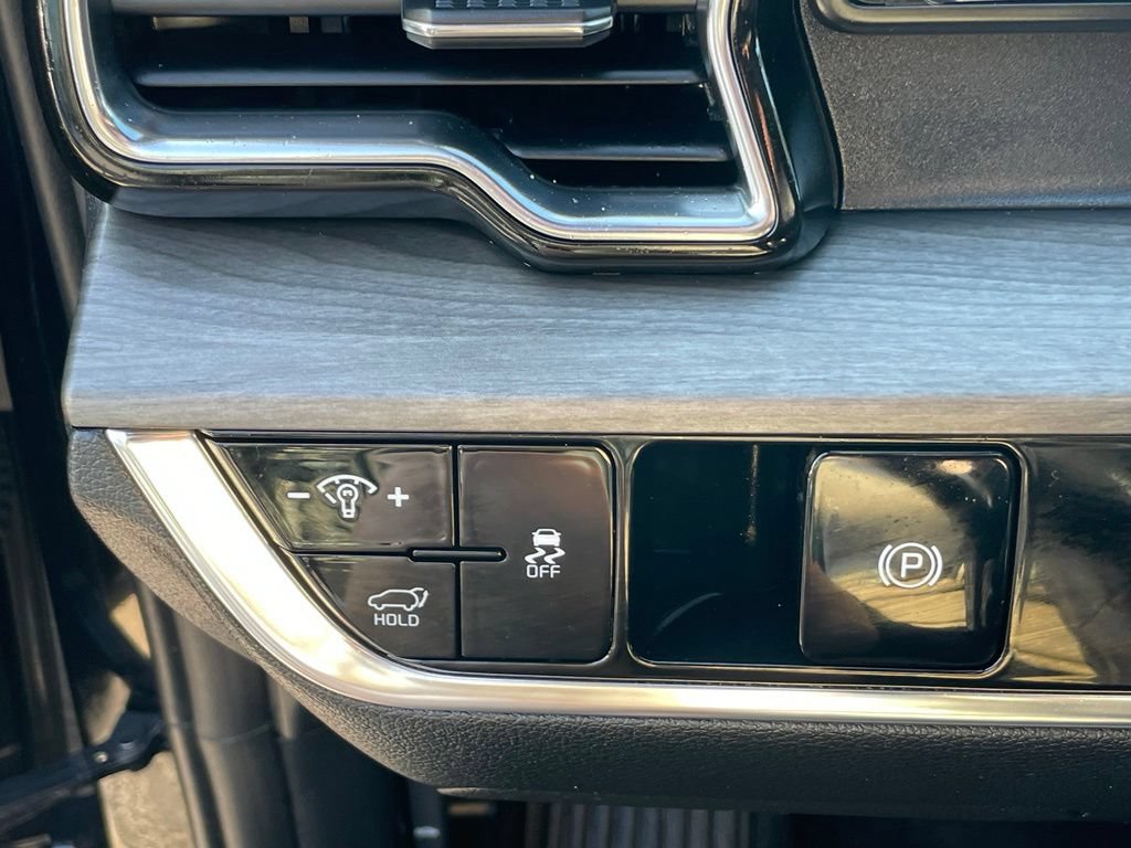 Certified 2023 Kia Sportage X-Line w/ X-Line Premium Package AWD/4WD image 12