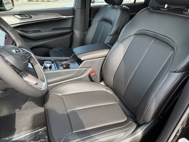 New 2025 Jeep Grand Cherokee L Limited image 14