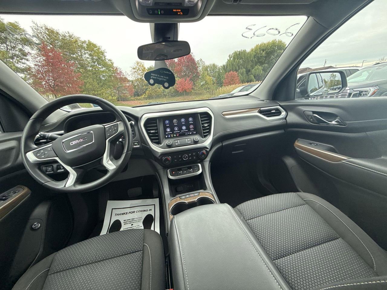 Certified 2023 GMC Acadia SLE w/ Driver Convenience Package image 24