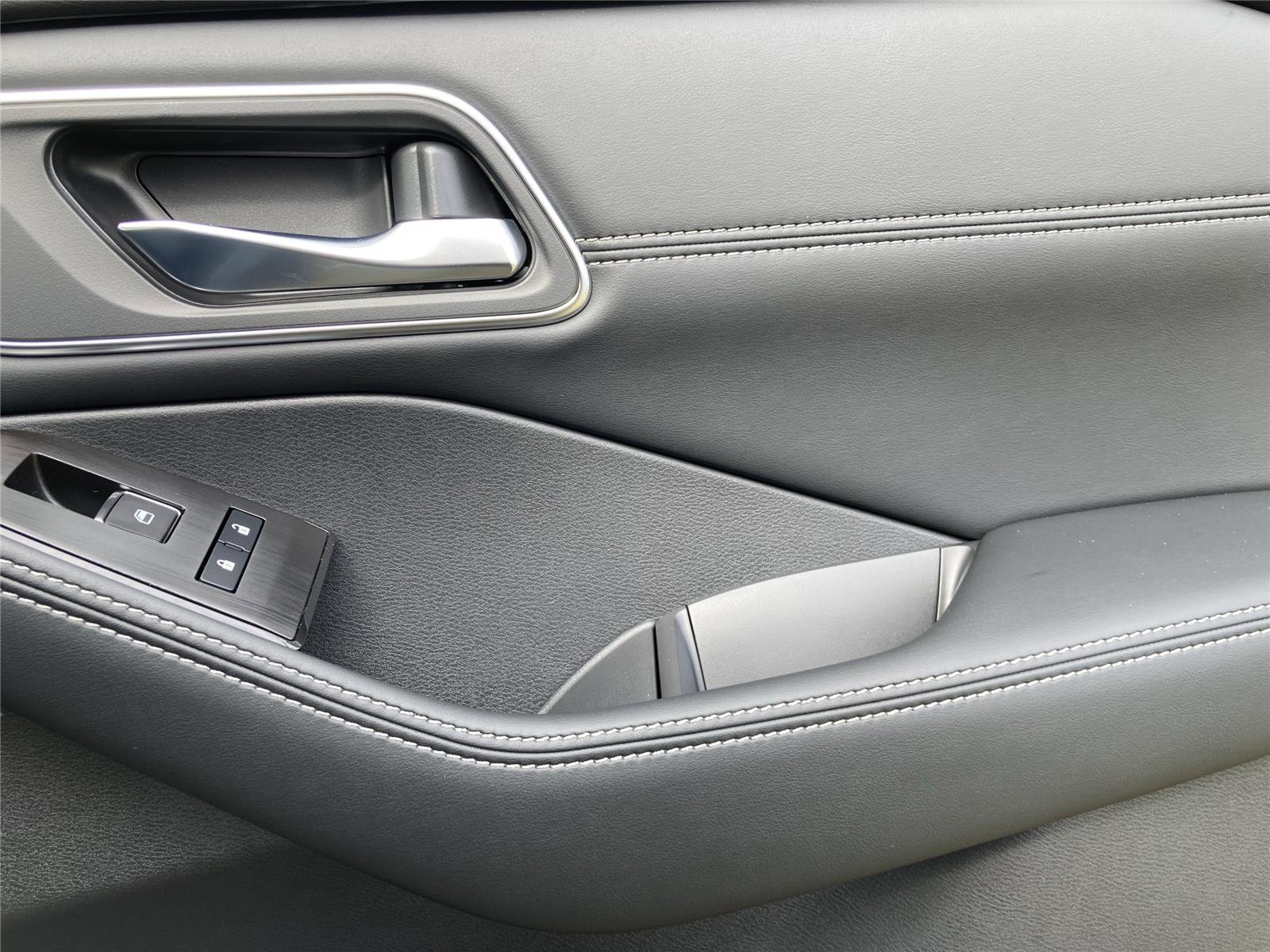 New 2026 Nissan Rogue Platinum w/ Platinum Premium Package image 33