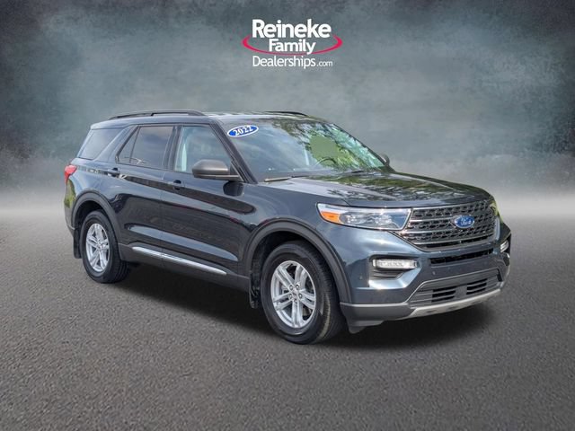 Used 2022 Ford Explorer XLT w/ Equipment Group 202A RWD image 3