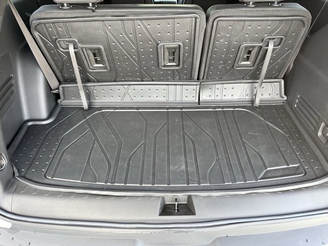 Used 2023 Chevrolet Traverse RS w/ LPO, Floor Liner Package image 26