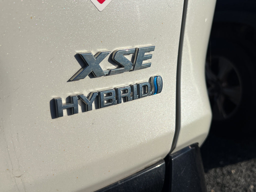 Used 2021 Toyota RAV4 XSE AWD/4WD image 6
