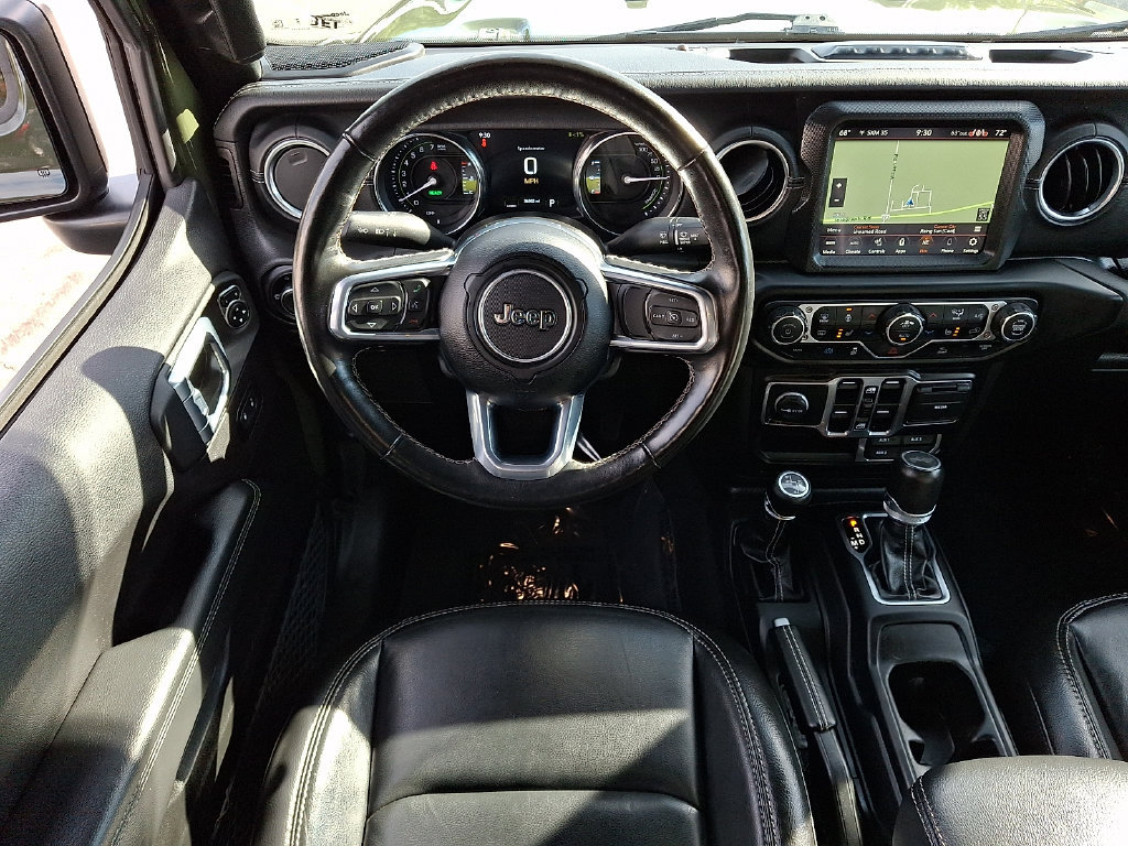 Used 2023 Jeep Wrangler Unlimited Sahara w/ Cold Weather Group AWD/4WD image 12