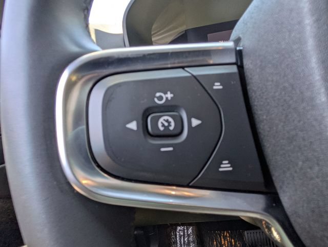 Certified 2023 Volvo C40 P8 Recharge Ultimate w/ Protection Package Premier AWD/4WD image 18