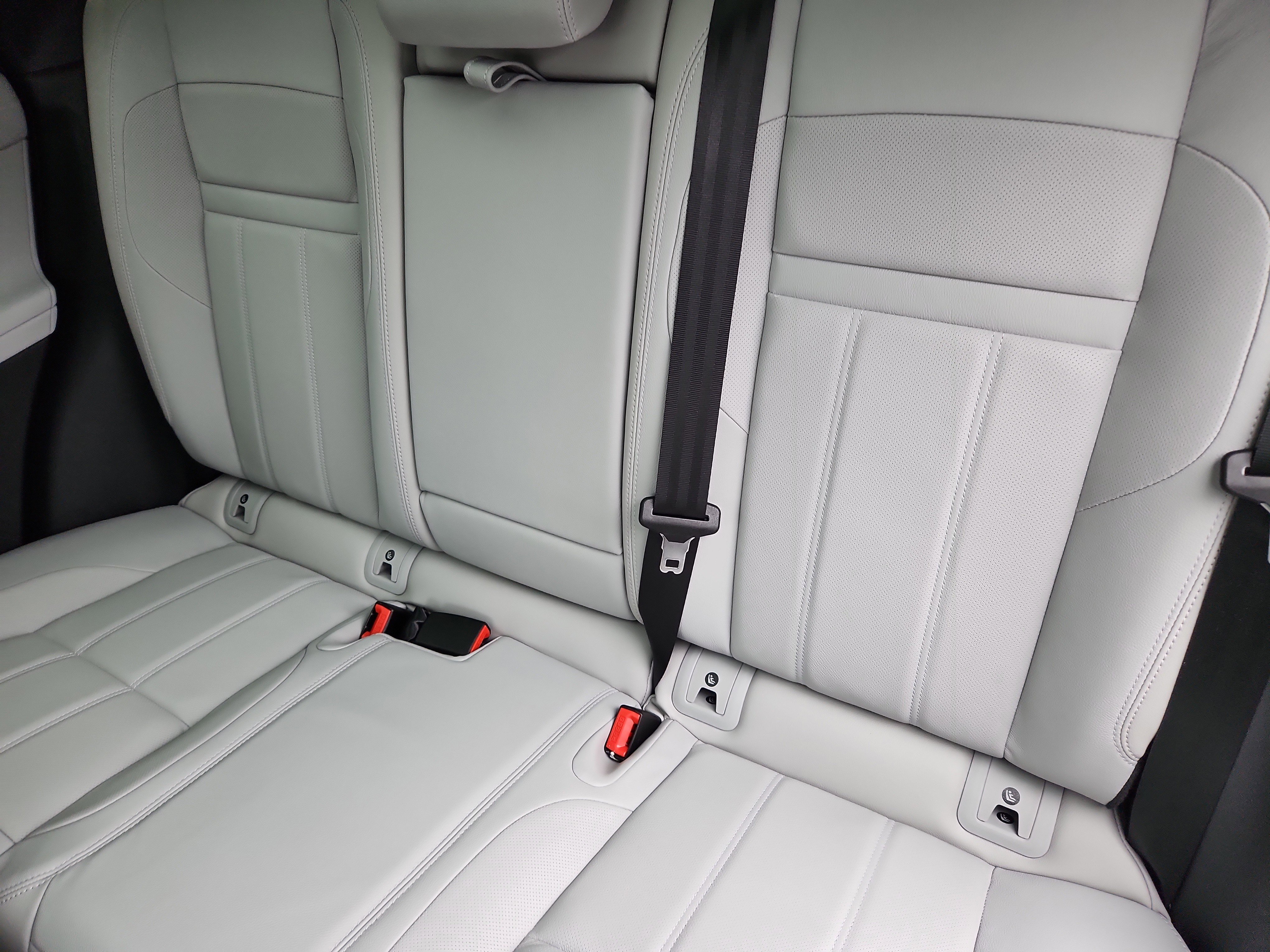 Certified 2026 Land Rover Range Rover Evoque S image 26