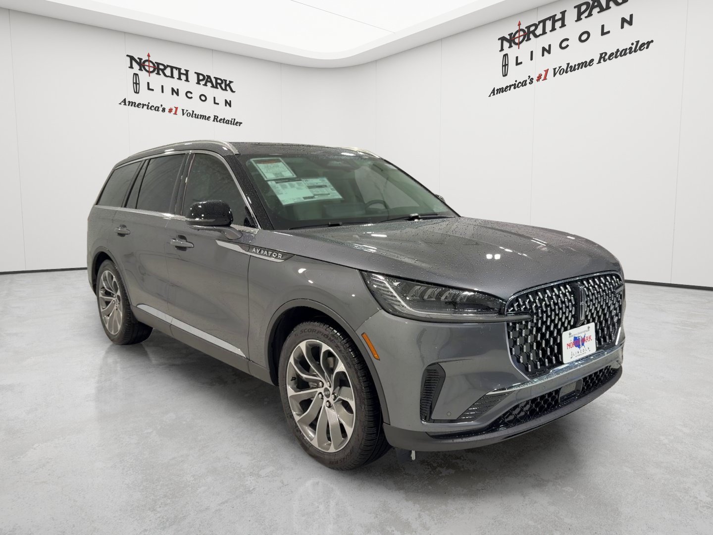 New 2027 Lincoln Aviator 2WD image 7