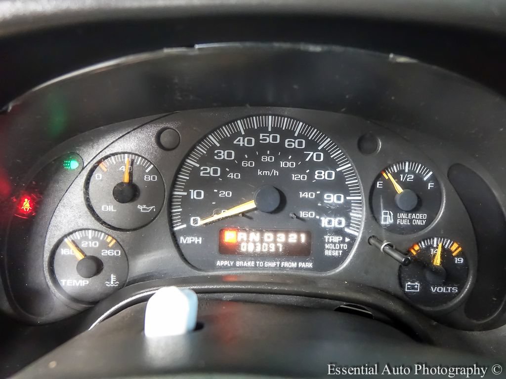 Used 2002 GMC Savana 2500 w/ Marketing Option Pkg 2 RWD image 12