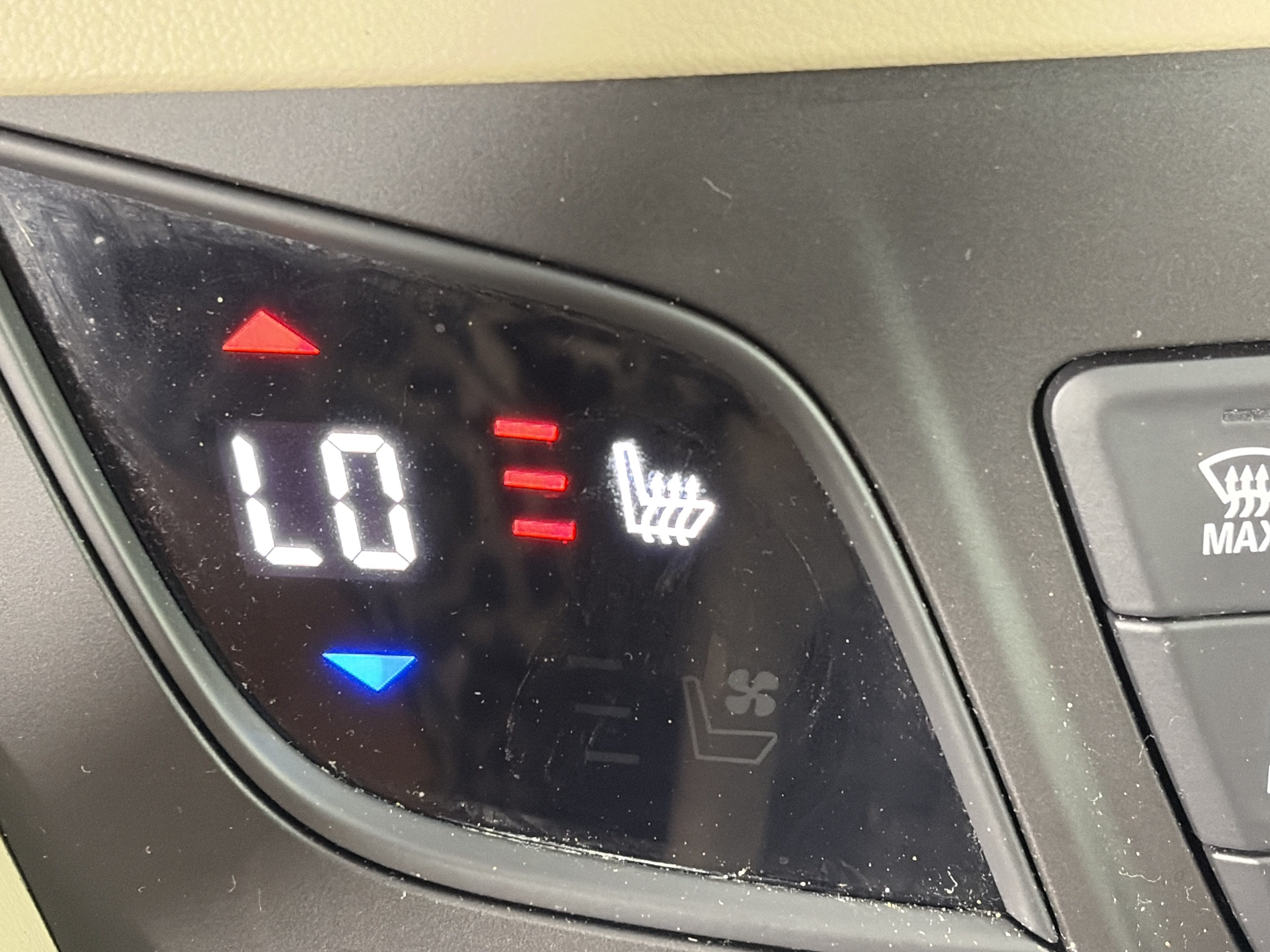 Used 2017 Buick Envision Essence AWD/4WD image 26