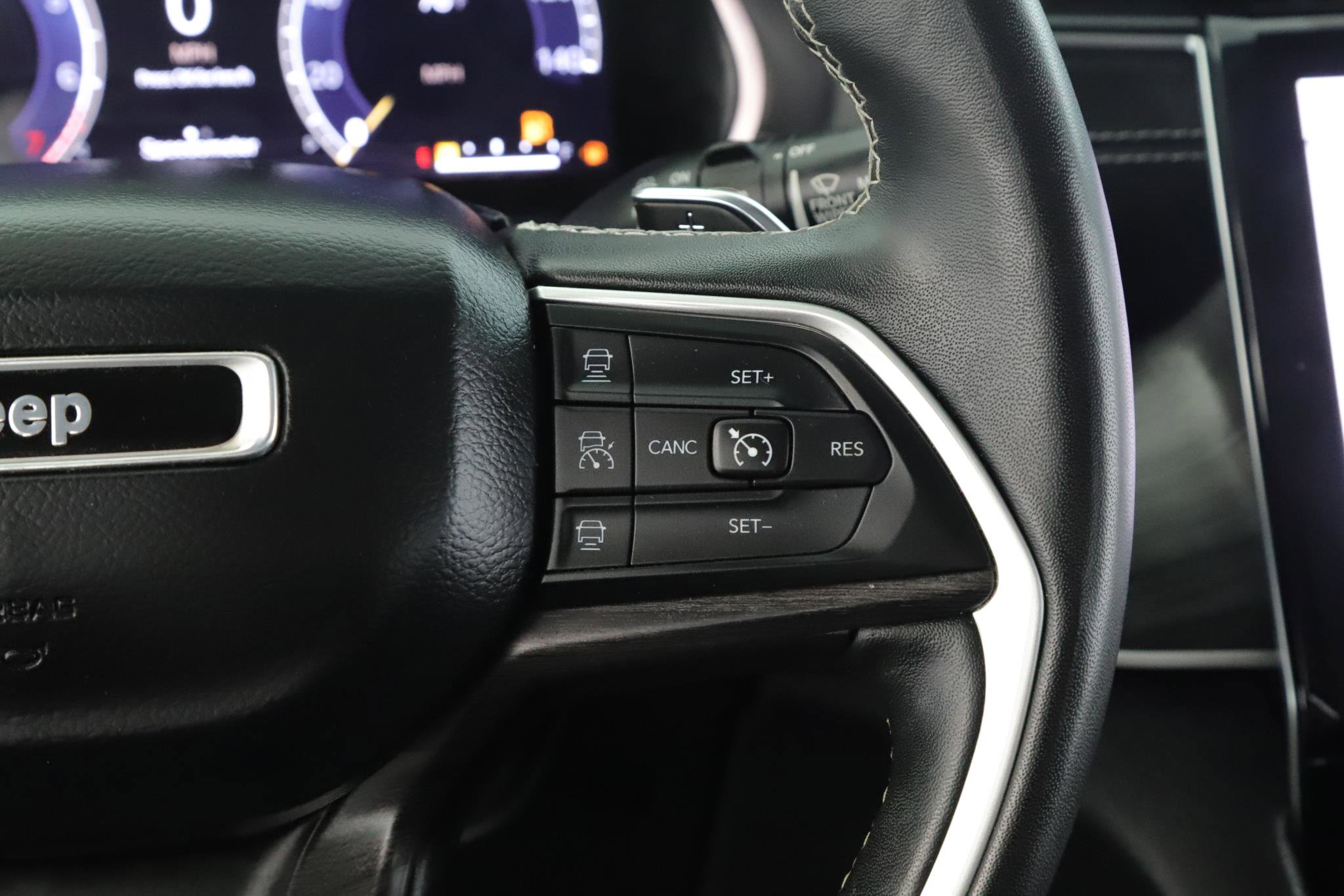 Certified 2022 Jeep Grand Cherokee L Limited image 10