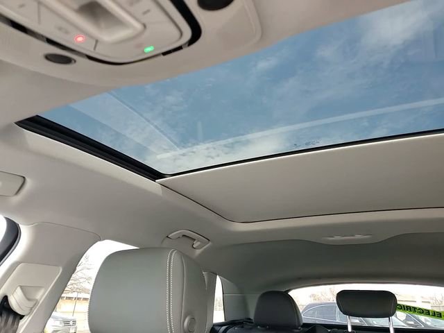 Used 2021 Audi e-tron Premium w/ Convenience Plus Package image 27