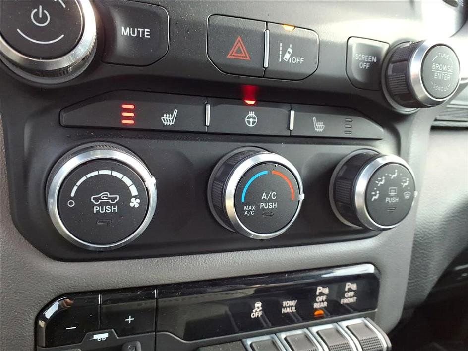 Used 2023 RAM 1500 Big Horn image 28