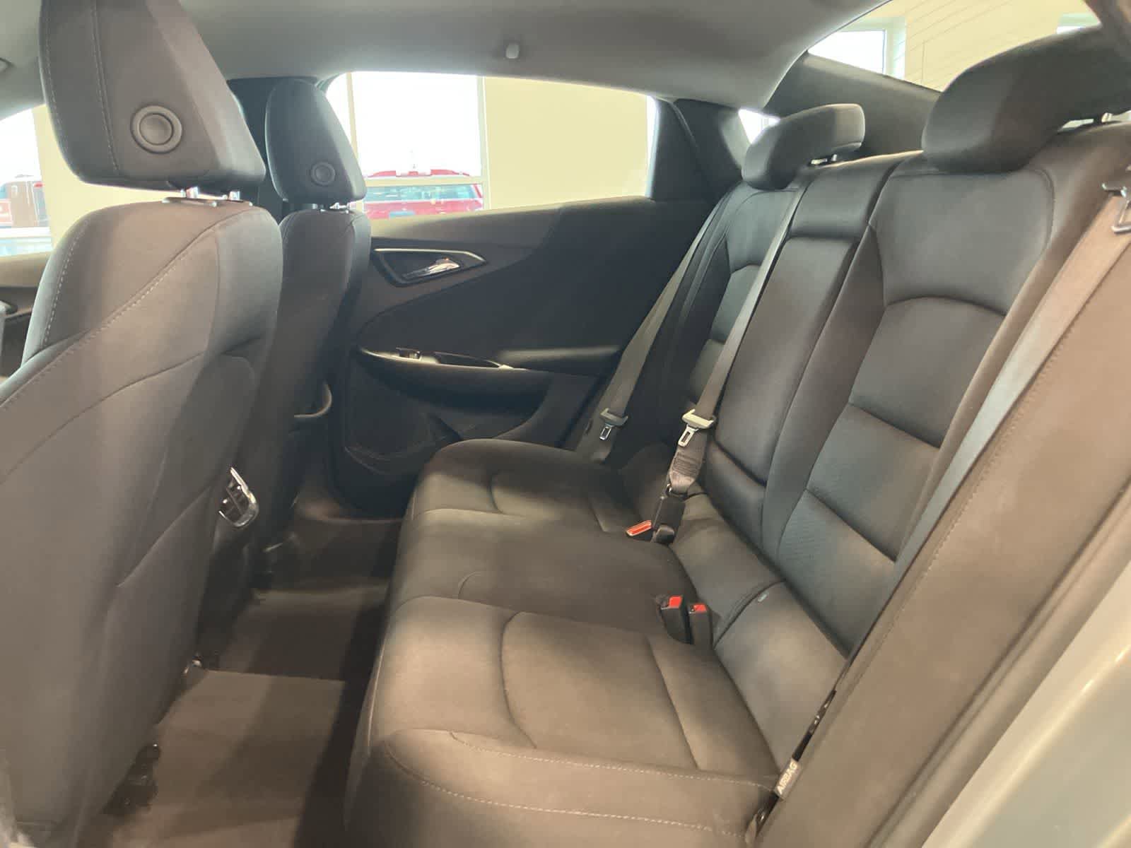 Used 2024 Chevrolet Malibu LT image 25