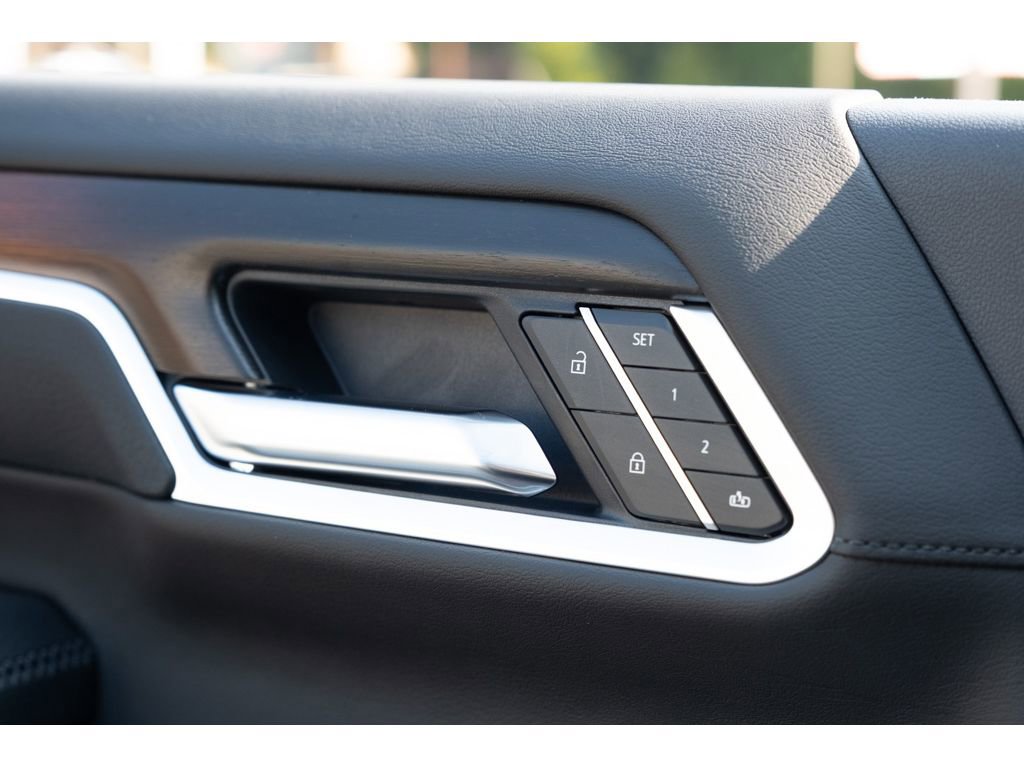 New 2026 GMC Sierra 2500 Denali w/ Denali Reserve Package image 11