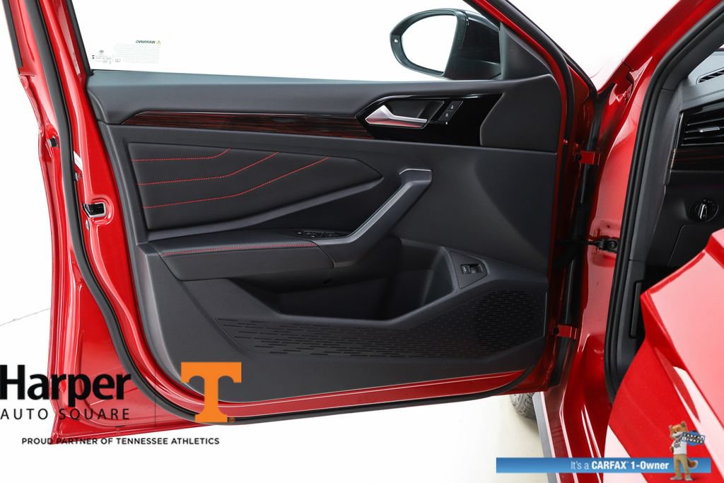 Used 2023 Volkswagen Jetta GLI Autobahn FWD image 18