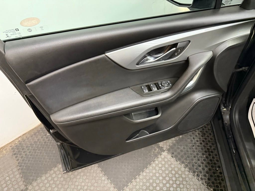 Used 2020 Chevrolet Blazer LT image 21
