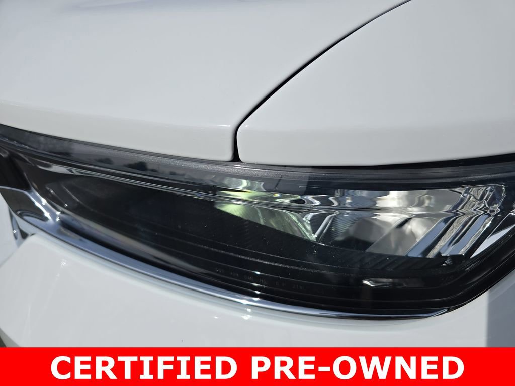 Used 2023 Jeep Grand Cherokee Laredo image 32