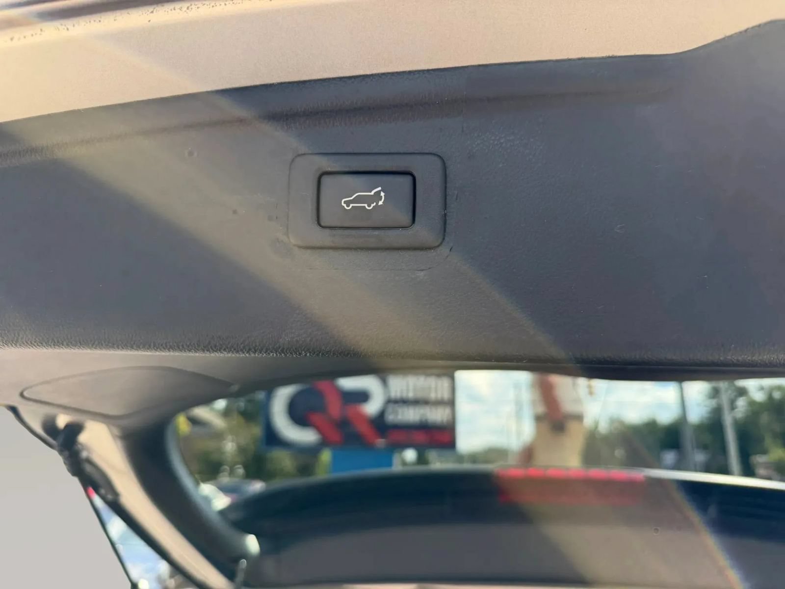 Used 2017 Subaru Outback 3.6R Limited AWD/4WD image 26
