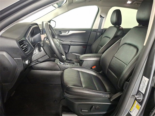 Used 2022 Ford Escape SEL image 16